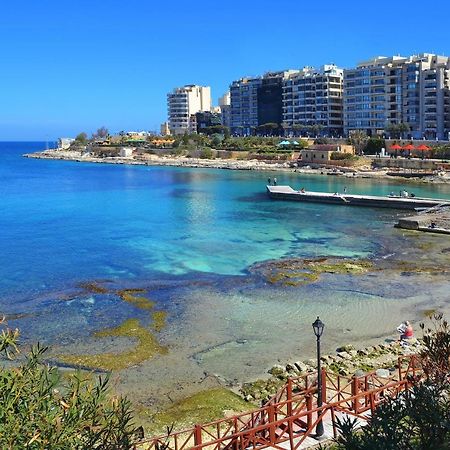 Luxury Apt W/ Side Seaviews And Pool, Top Location Sliema Exterior foto
