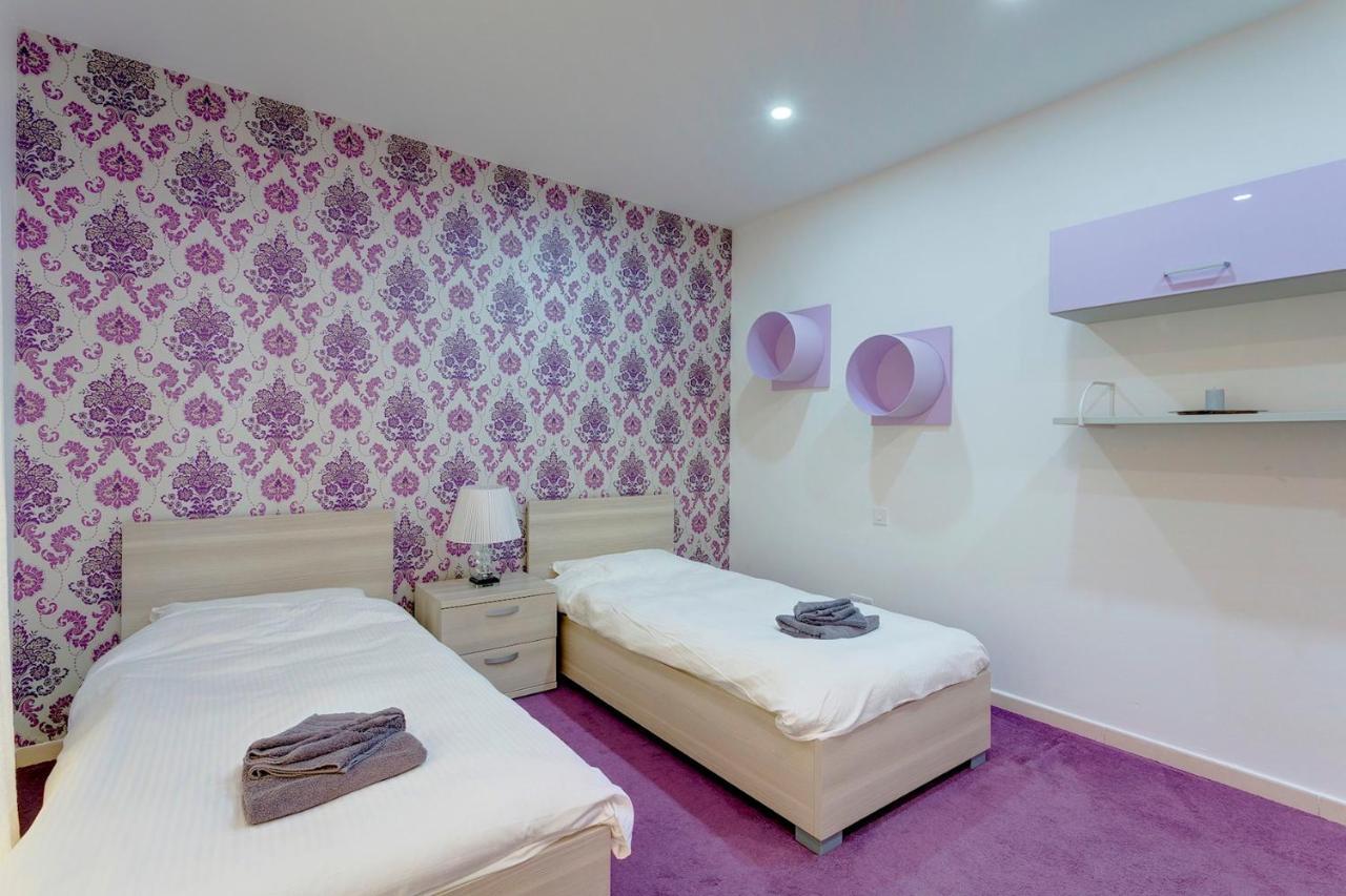 Luxury Apt W/ Side Seaviews And Pool, Top Location Sliema Exterior foto