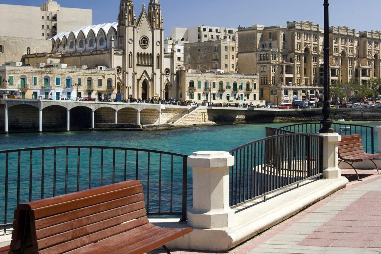 Luxury Apt W/ Side Seaviews And Pool, Top Location Sliema Exterior foto