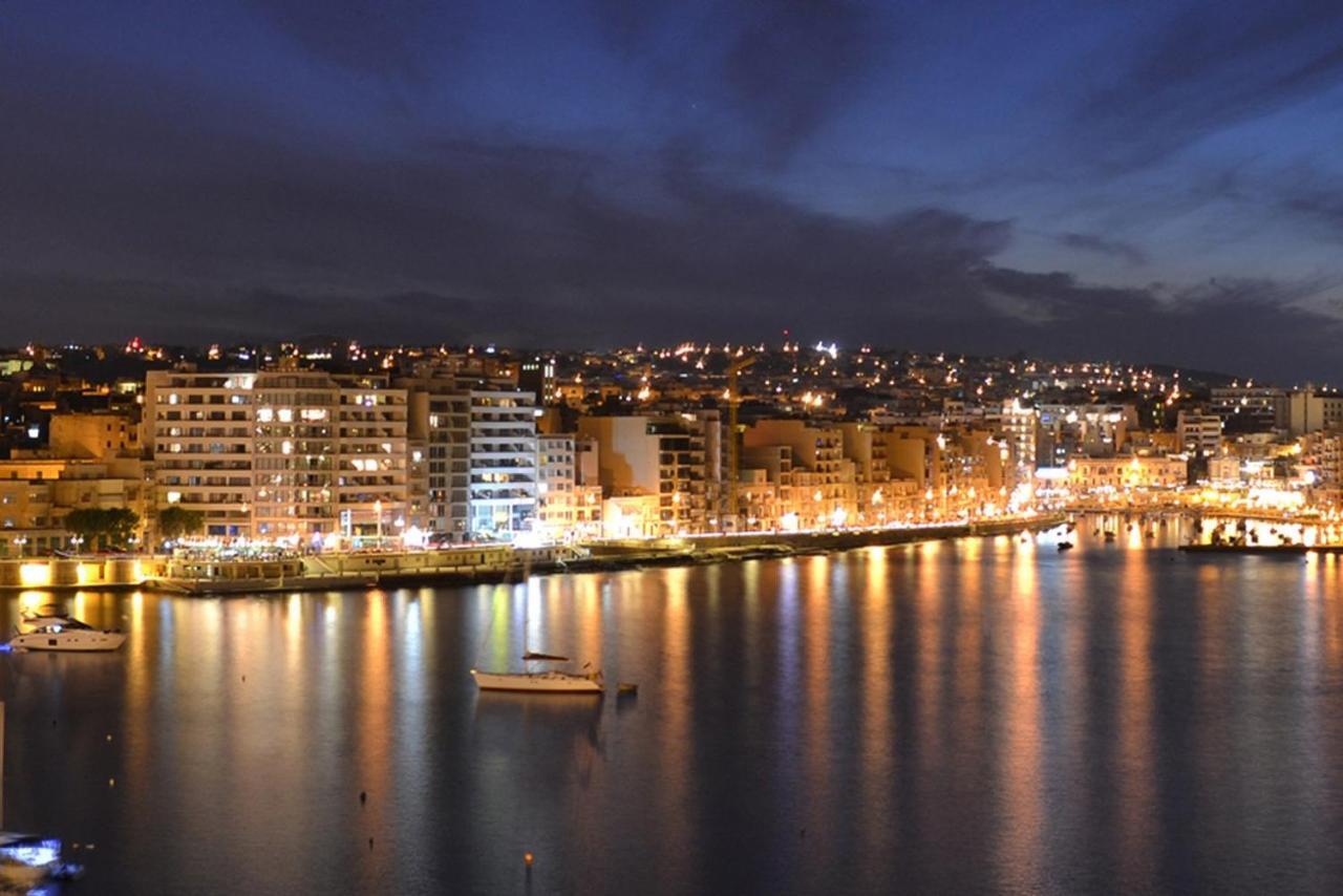 Luxury Apt W/ Side Seaviews And Pool, Top Location Sliema Exterior foto